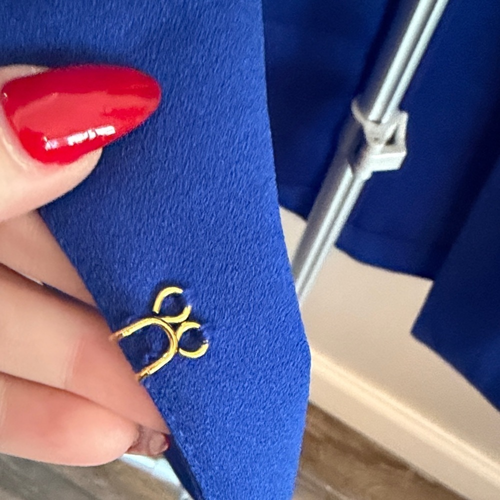 NYC Women's Vibrant Blue Suit Jacket - Picture 6 of 7